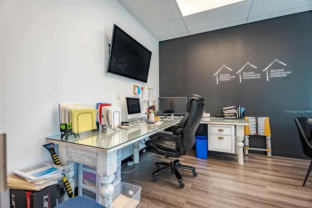 MLS® A2264726 - Unit #3121 2920 Kingsview Boulevard SE in Kingsview Industrial Park Airdrie, Commercial