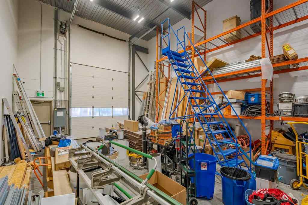 MLS® A2264726 - Unit #3121 2920 Kingsview Boulevard SE in Kingsview Industrial Park Airdrie, Commercial
