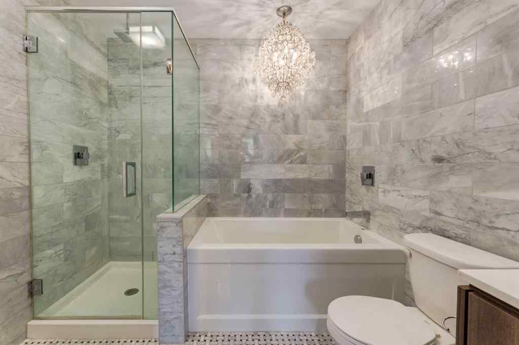 MLS® A2264728 - Unit #205 119 19 Street NW in West Hillhurst Calgary, Residential