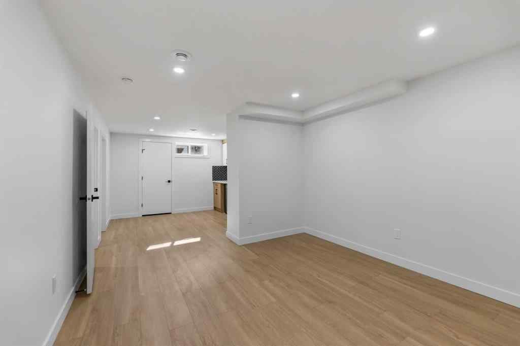 MLS® A2264729 - 4229 Richmond Road SW in Glamorgan Calgary, Residential