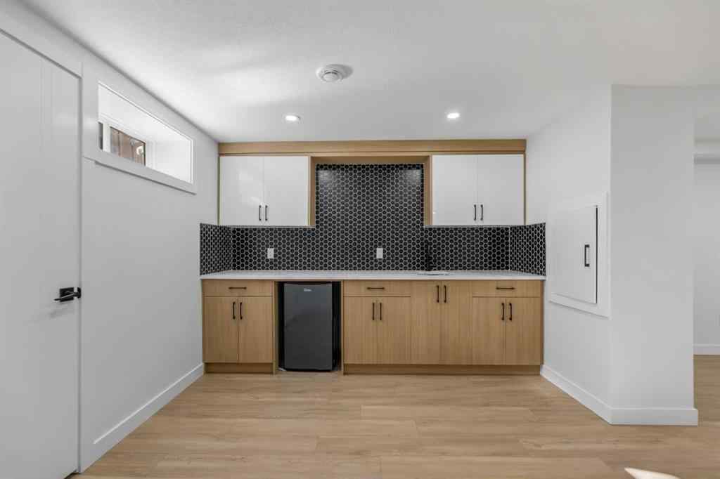 MLS® A2264729 - 4229 Richmond Road SW in Glamorgan Calgary, Residential