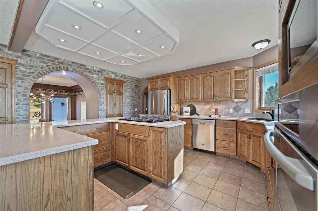 MLS® A2264731 - 322050 20 Street E in NONE Rural Foothills County, Residential