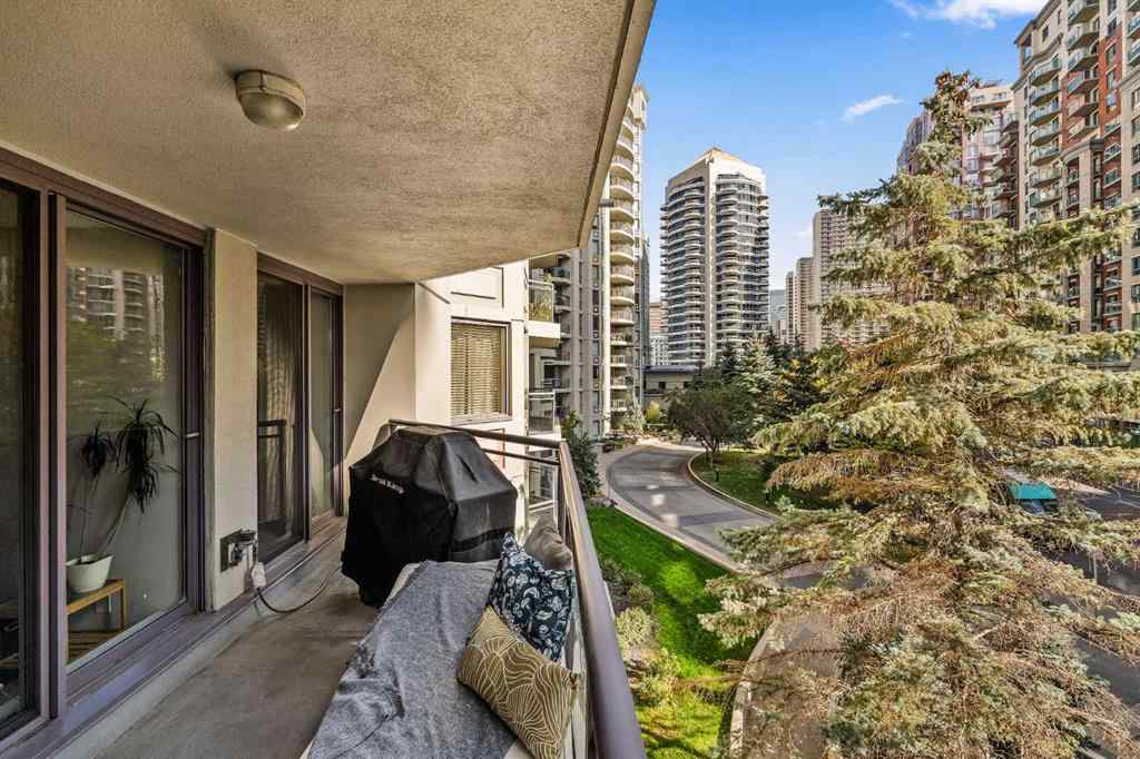 MLS® A2264739 - Unit #311 1108 6 Avenue SW in Downtown West End Calgary, Residential