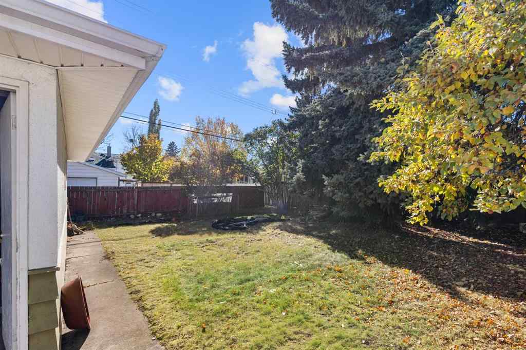 MLS® A2264740 - 3519 34 Avenue SW in Rutland Park Calgary, Residential