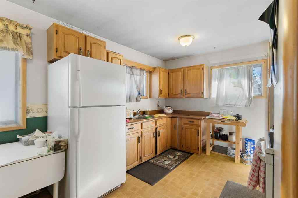 MLS® A2264740 - 3519 34 Avenue SW in Rutland Park Calgary, Residential