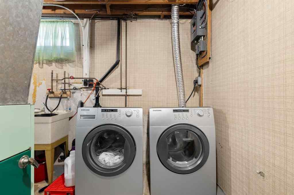 MLS® A2264740 - 3519 34 Avenue SW in Rutland Park Calgary, Residential