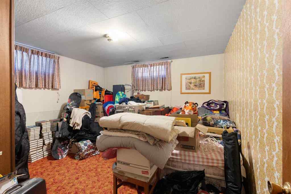 MLS® A2264740 - 3519 34 Avenue SW in Rutland Park Calgary, Residential