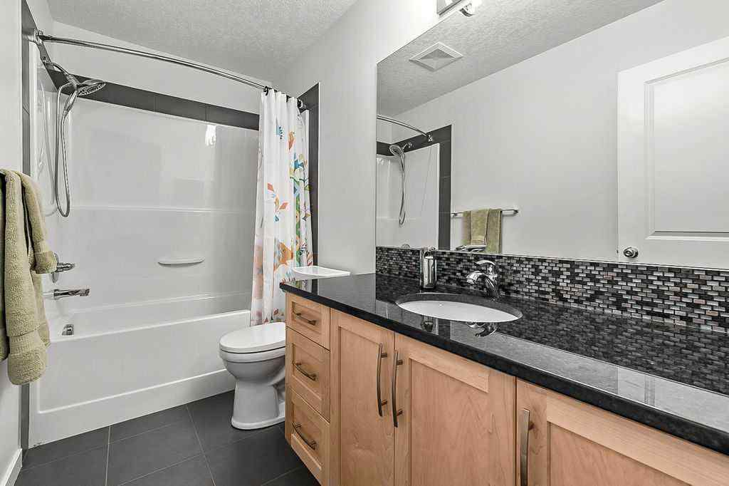 MLS® A2264743 - 29 Cougar Ridge Close SW in Cougar Ridge Calgary, Residential