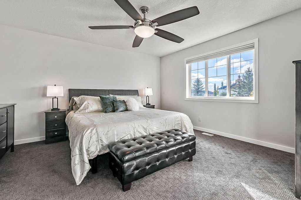 MLS® A2264743 - 29 Cougar Ridge Close SW in Cougar Ridge Calgary, Residential