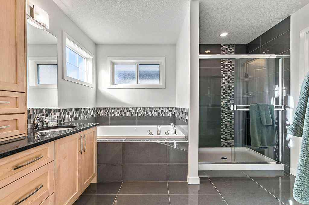 MLS® A2264743 - 29 Cougar Ridge Close SW in Cougar Ridge Calgary, Residential