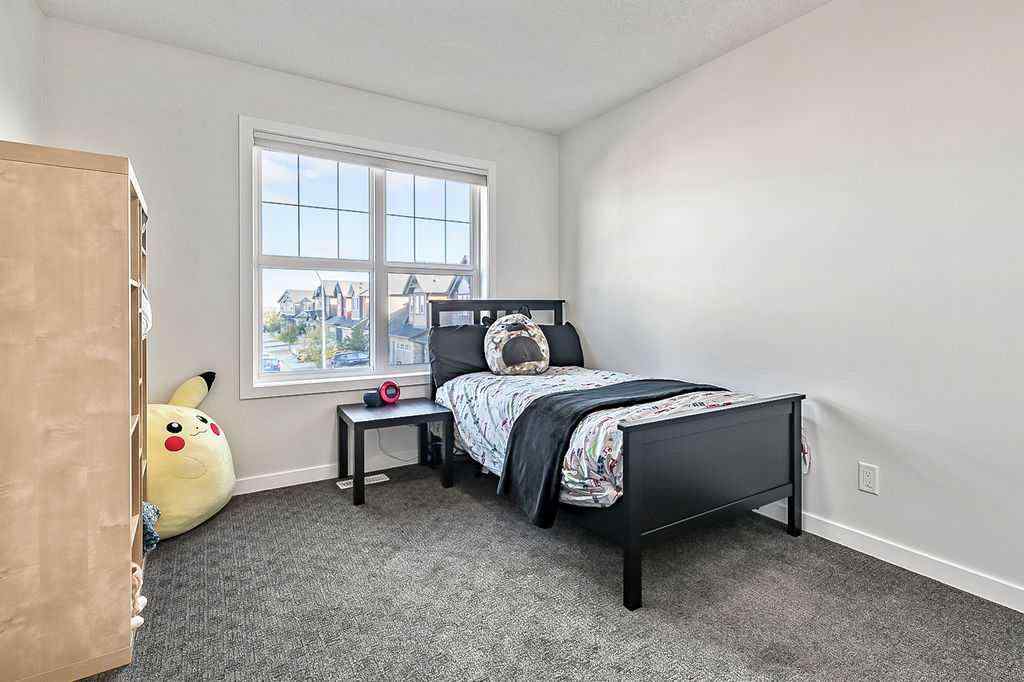 MLS® A2264743 - 29 Cougar Ridge Close SW in Cougar Ridge Calgary, Residential