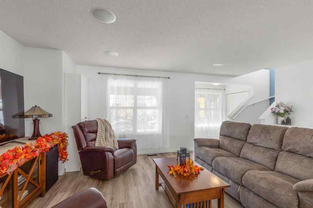 MLS® A2264745 - 2348 Reunion Rise NW in Reunion Airdrie, Residential