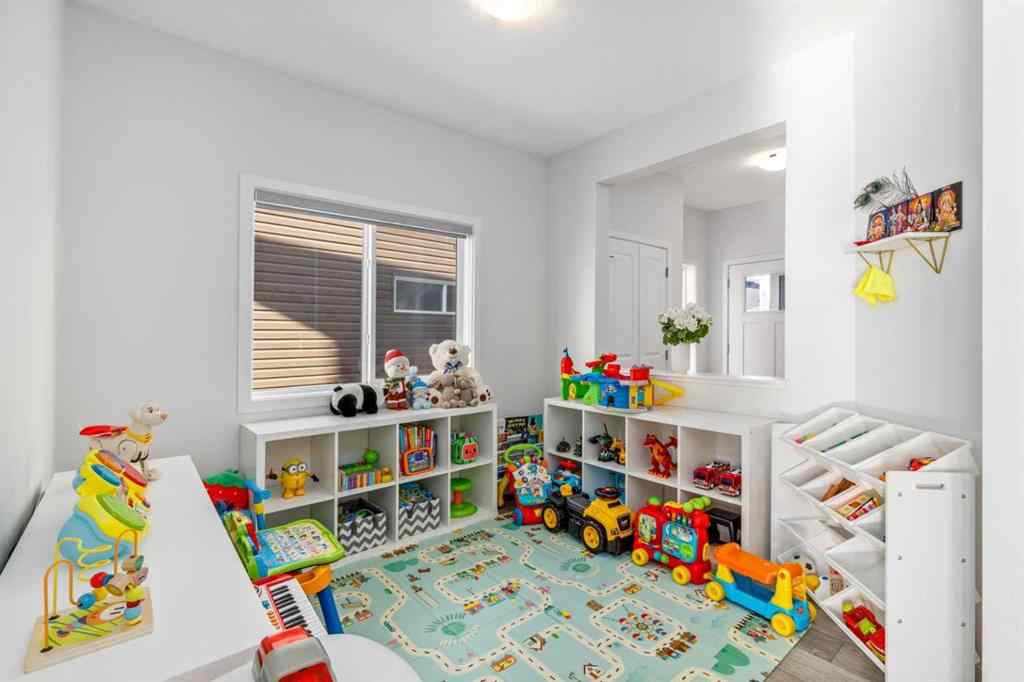 MLS® A2264746 - 27 Lucas Terrace NW in Livingston Calgary, Residential