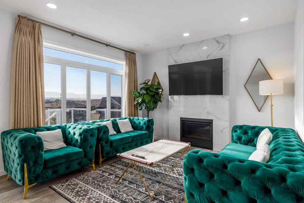 MLS® A2264746 - 27 Lucas Terrace NW in Livingston Calgary, Residential