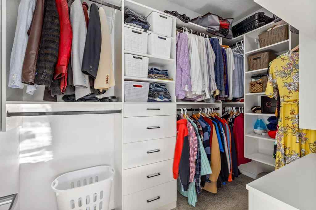 MLS® A2264746 - 27 Lucas Terrace NW in Livingston Calgary, Residential