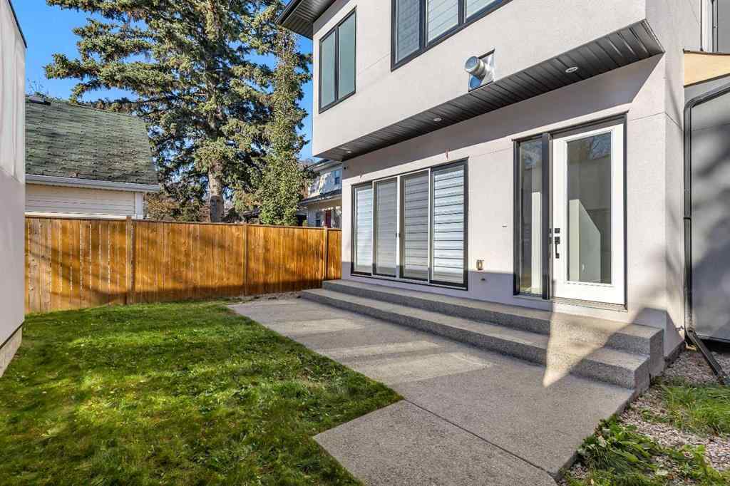 MLS® A2264759 - 617 19 Avenue NW in Mount Pleasant Calgary, Residential