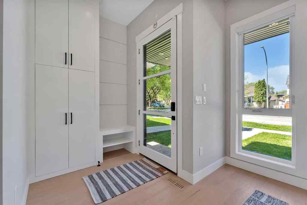 MLS® A2264759 - 617 19 Avenue NW in Mount Pleasant Calgary, Residential