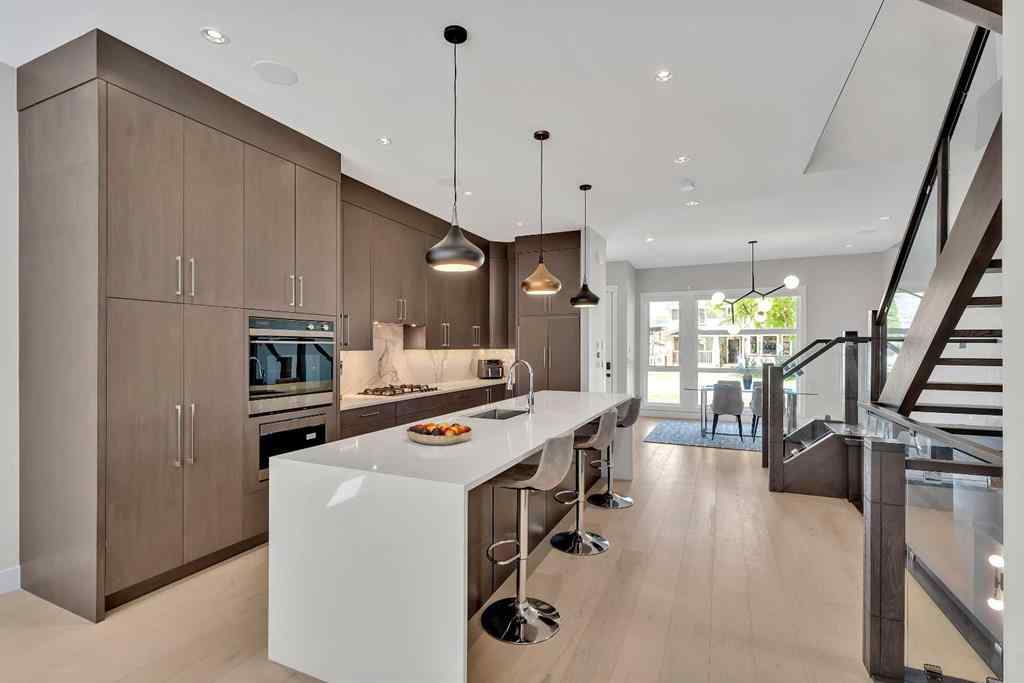 MLS® A2264759 - 617 19 Avenue NW in Mount Pleasant Calgary, Residential