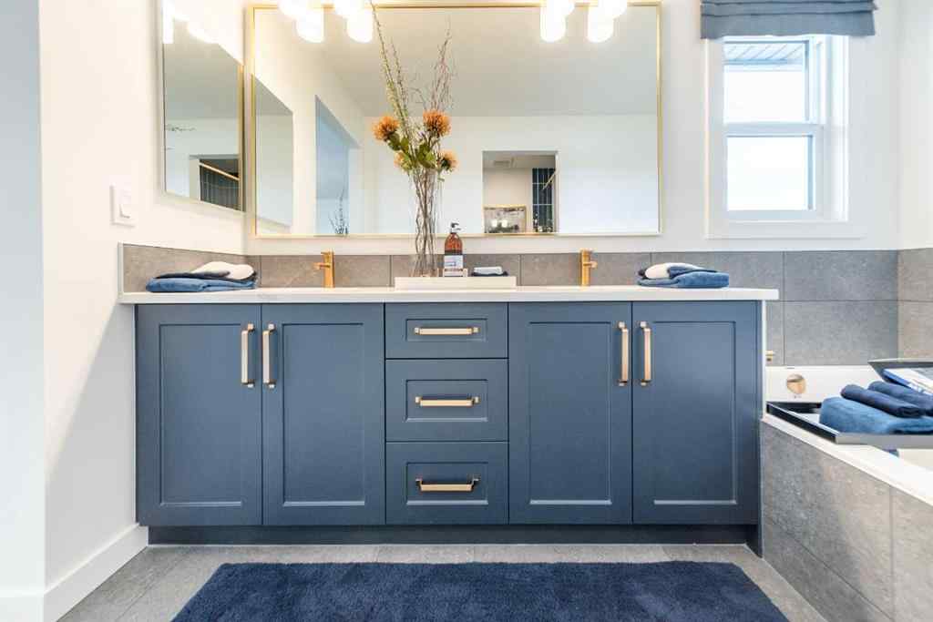 MLS® A2264763 - 704 Langley Terrace SE in Lanark Airdrie, Residential