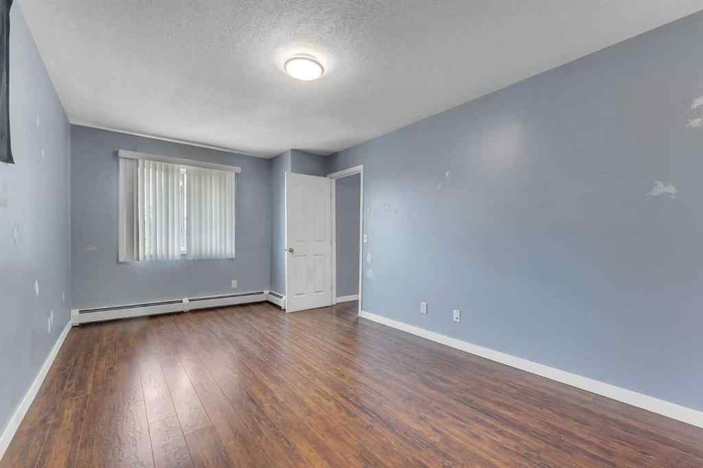 MLS® A2264764 - Unit #307 1307 Valleyview Park SE in Dover Calgary, Residential