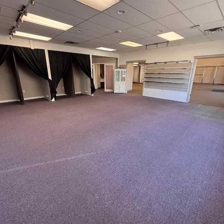 MLS® A2264774 - Unit #9 3295 Dunmore Road SE in Ross Glen Medicine Hat, Commercial