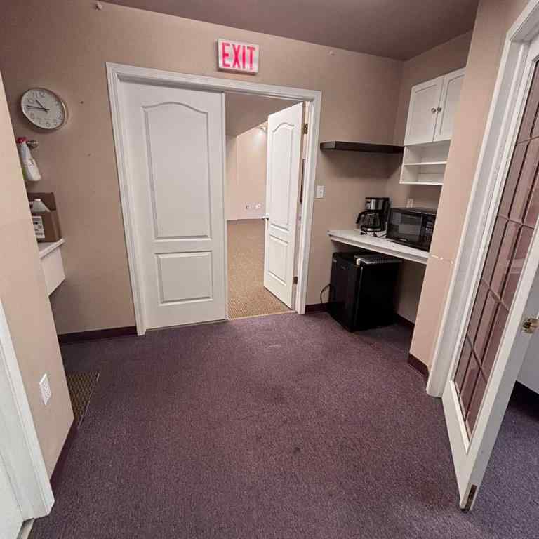 MLS® A2264774 - Unit #9 3295 Dunmore Road SE in Ross Glen Medicine Hat, Commercial
