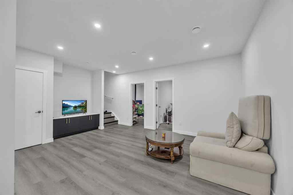 MLS® A2264776 - 289 Corner Glen Way NE in Cornerstone Calgary, Residential