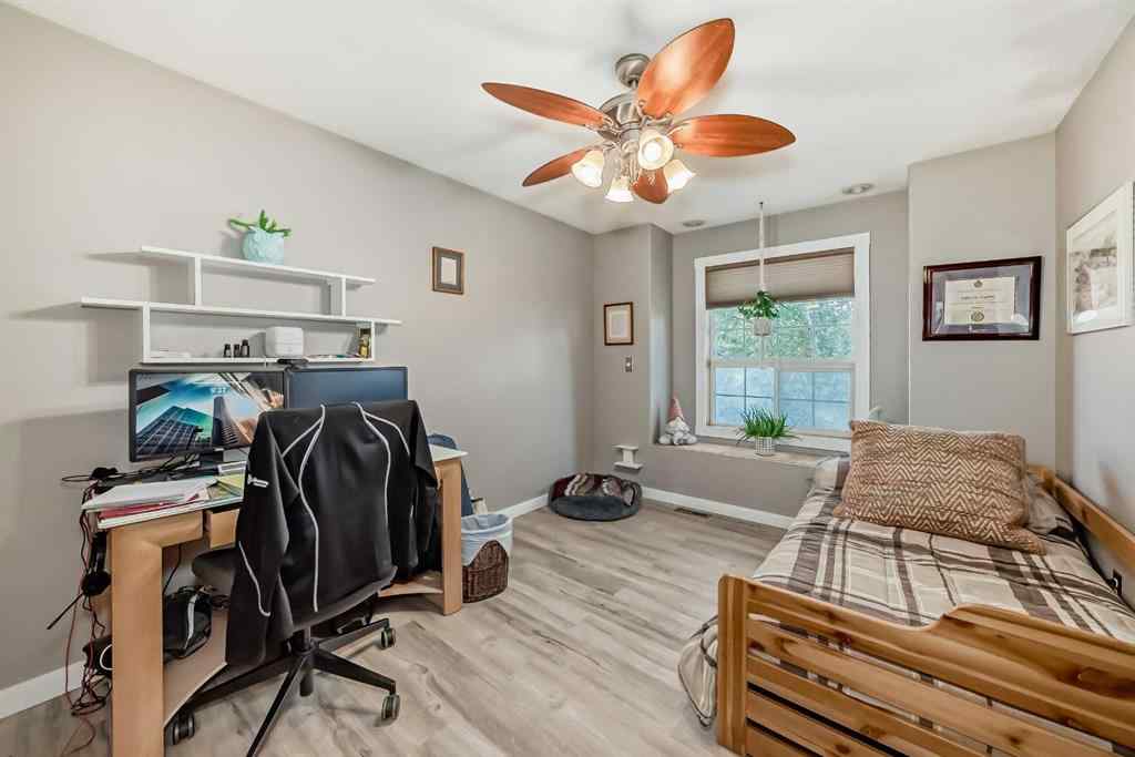 MLS® A2264780 - 57 Kelly Street  in Kentwood East Red Deer, Residential