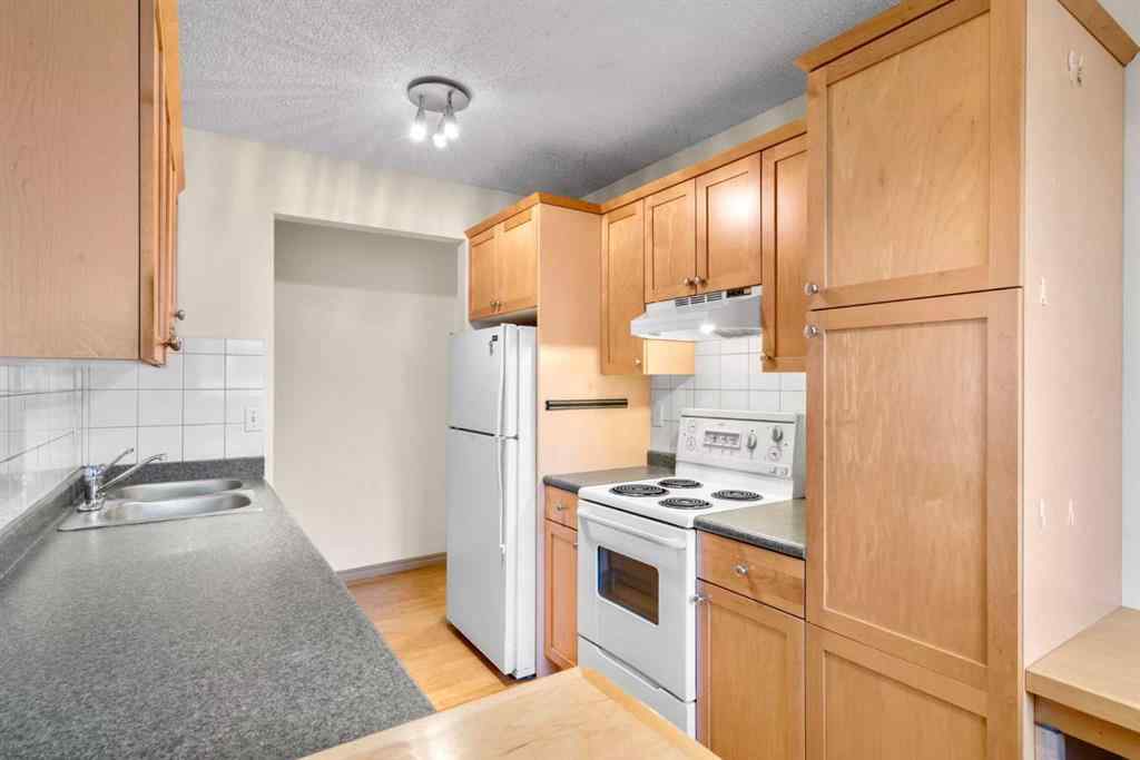 MLS® A2264787 - Unit #6 2512 15 Street SW in Bankview Calgary, Residential