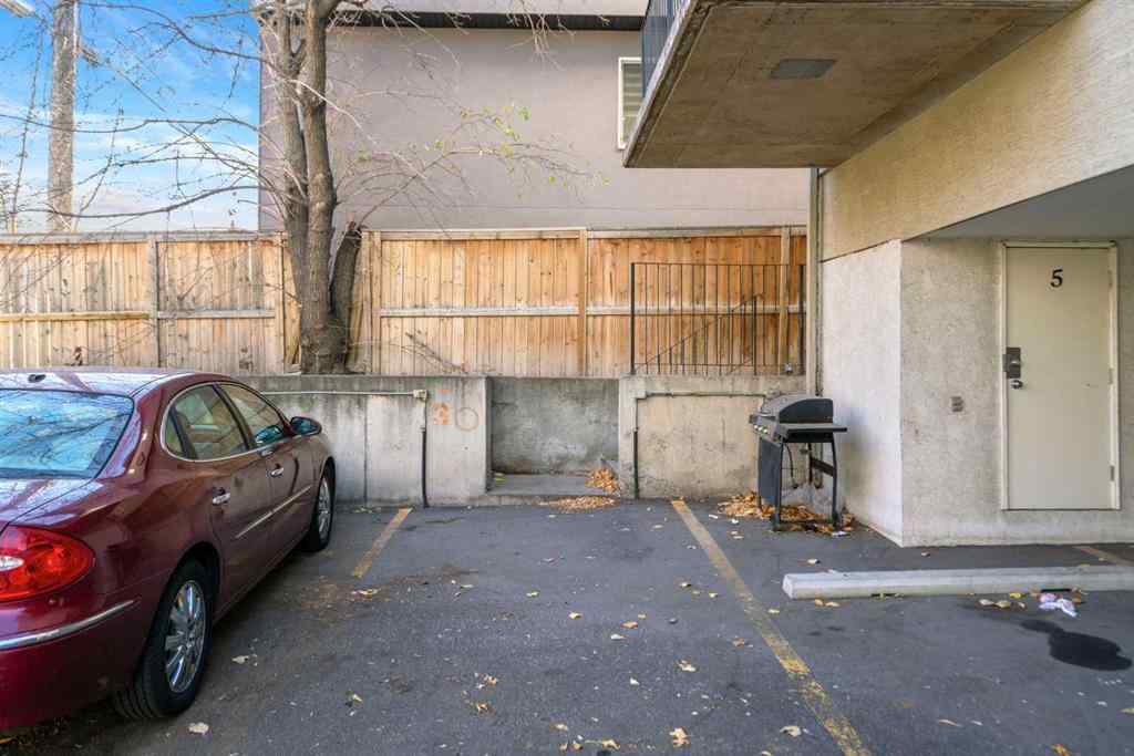 MLS® A2264787 - Unit #6 2512 15 Street SW in Bankview Calgary, Residential