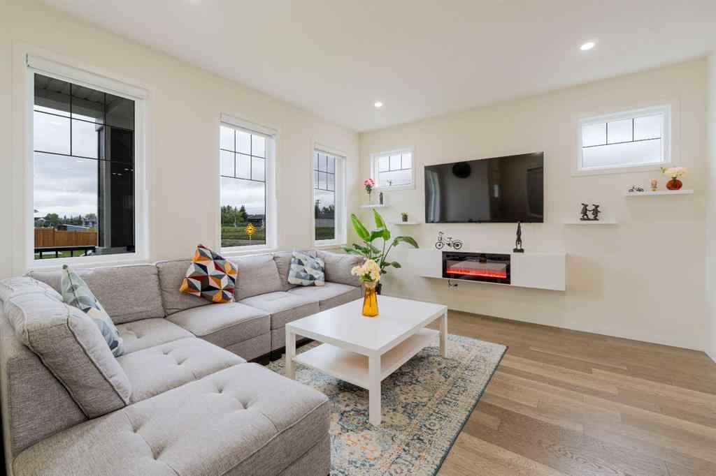 MLS® A2264790 - 117 Midtown Close SW in Midtown Airdrie, Residential