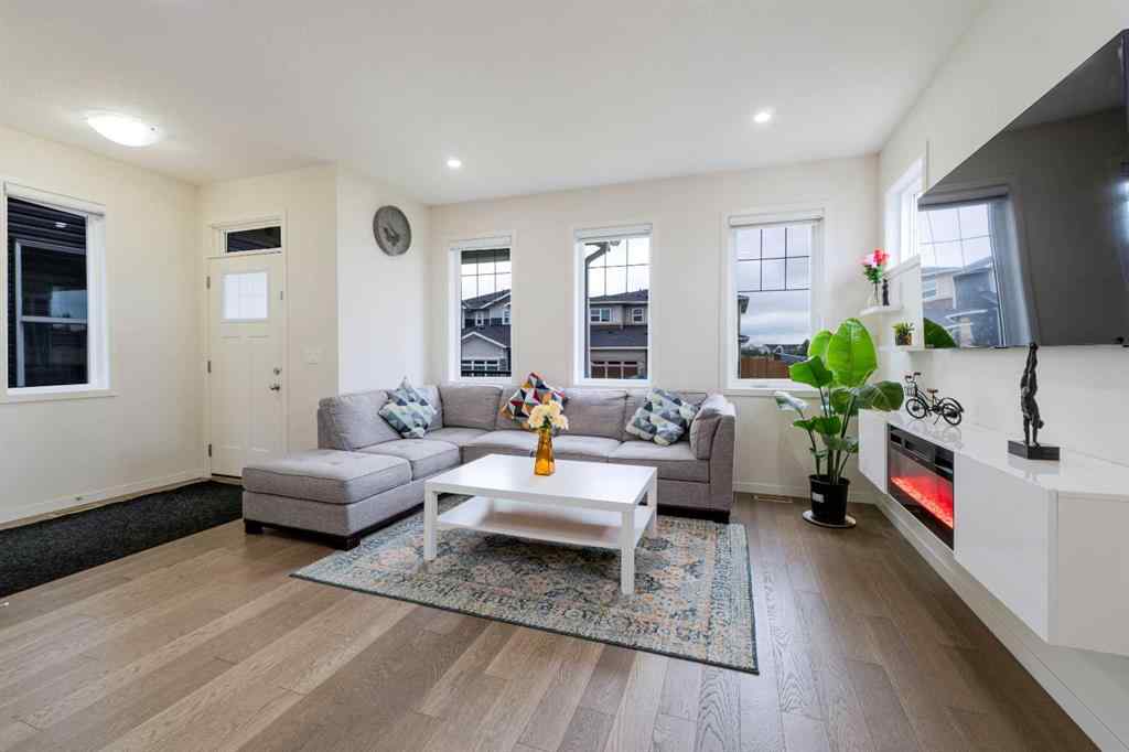 MLS® A2264790 - 117 Midtown Close SW in Midtown Airdrie, Residential