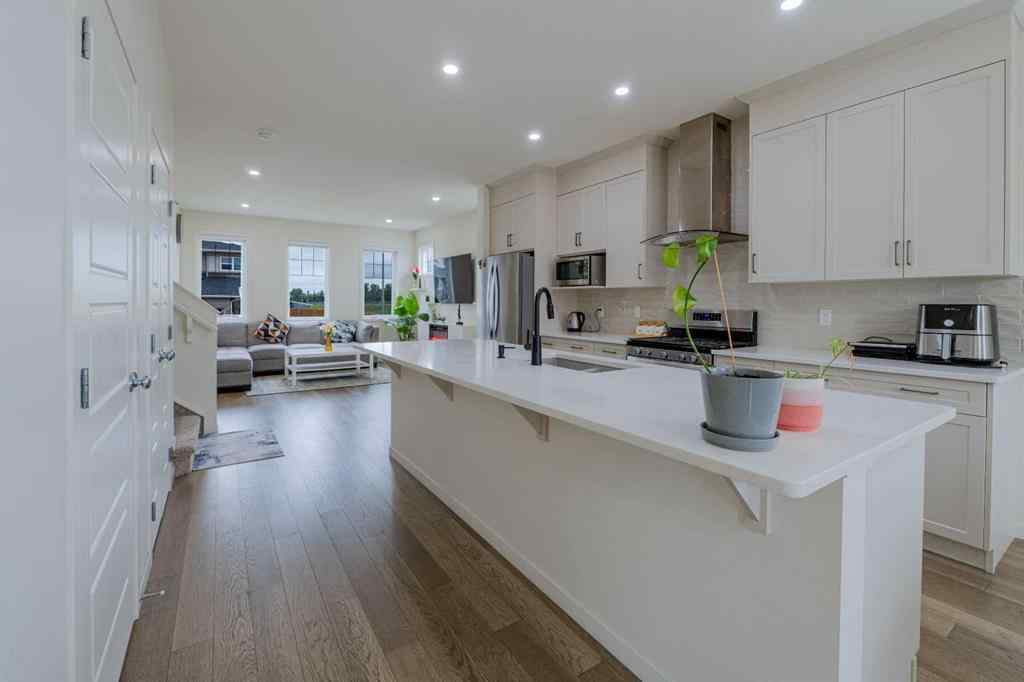 MLS® A2264790 - 117 Midtown Close SW in Midtown Airdrie, Residential