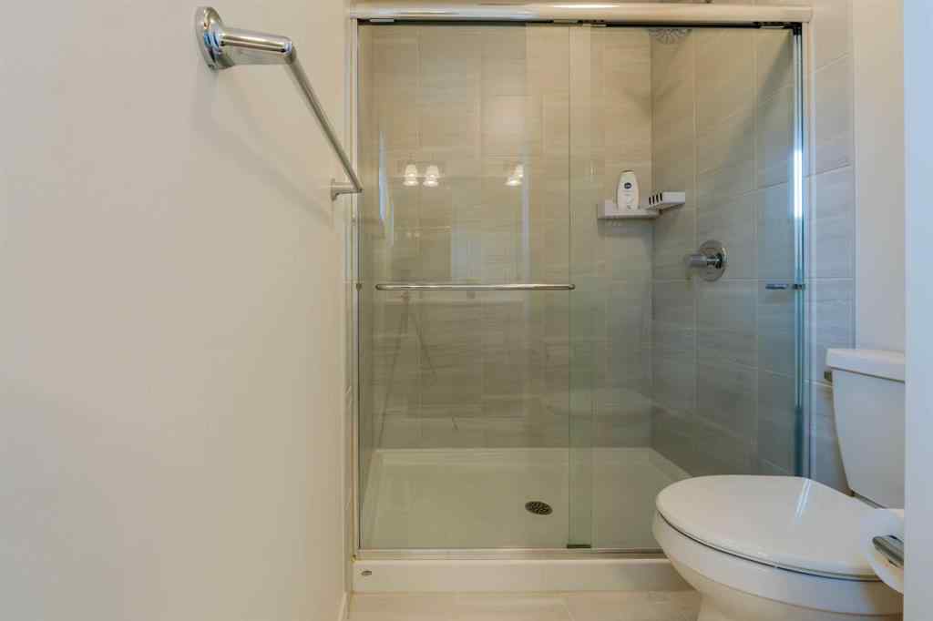 MLS® A2264790 - 117 Midtown Close SW in Midtown Airdrie, Residential