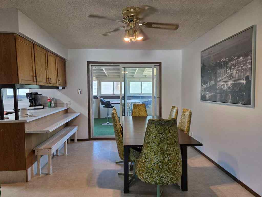 MLS® A2264792 - 3002 225 Street  in NONE Bellevue, Residential