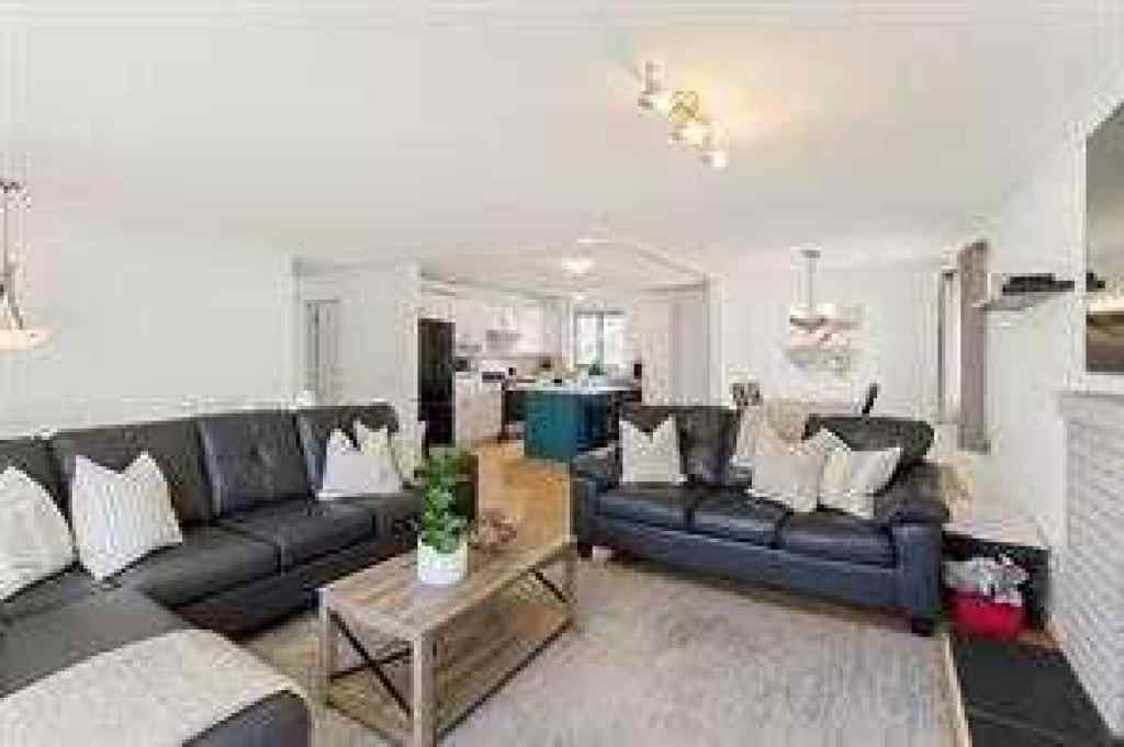 MLS® A2264793 - 14 Glenhill Crescent  in Glenbow Cochrane, Residential