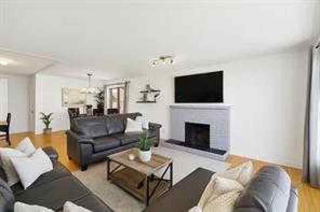 MLS® A2264793 - 14 Glenhill Crescent  in Glenbow Cochrane, Residential