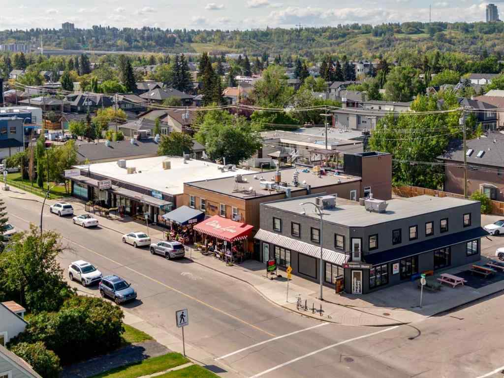 MLS® A2264795 - 2720 4 Avenue NW in West Hillhurst Calgary, Residential