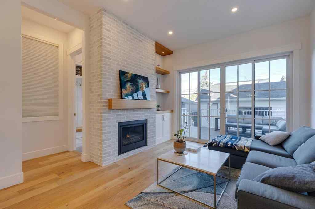 MLS® A2264795 - 2720 4 Avenue NW in West Hillhurst Calgary, Residential