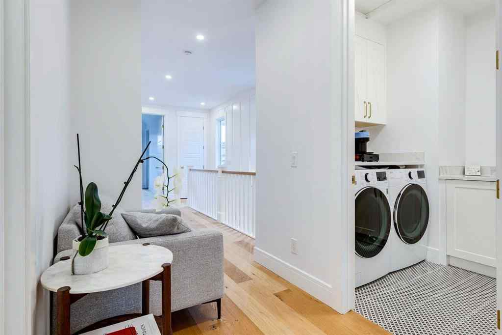 MLS® A2264795 - 2720 4 Avenue NW in West Hillhurst Calgary, Residential