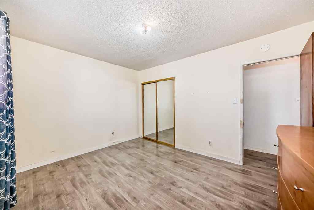 MLS® A2264800 - 808 Avonlea Place SE in Acadia Calgary, Residential