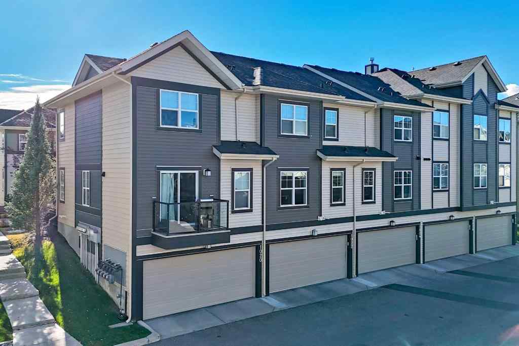 MLS® A2264809 - 1022 Mckenzie Towne Villas SE in McKenzie Towne Calgary, Residential