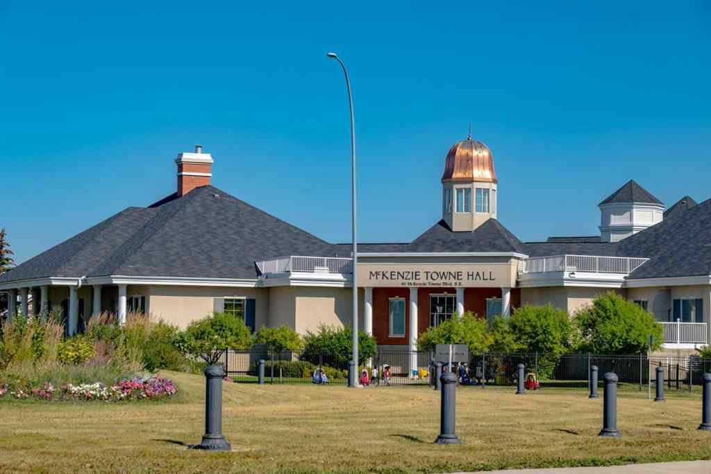 MLS® A2264809 - 1022 Mckenzie Towne Villas SE in McKenzie Towne Calgary, Residential