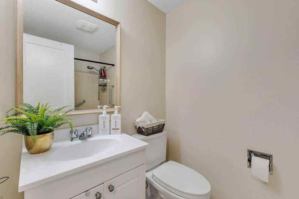 MLS® A2264812 - Unit #56 5400 dalhousie Drive NW in Dalhousie Calgary, Residential