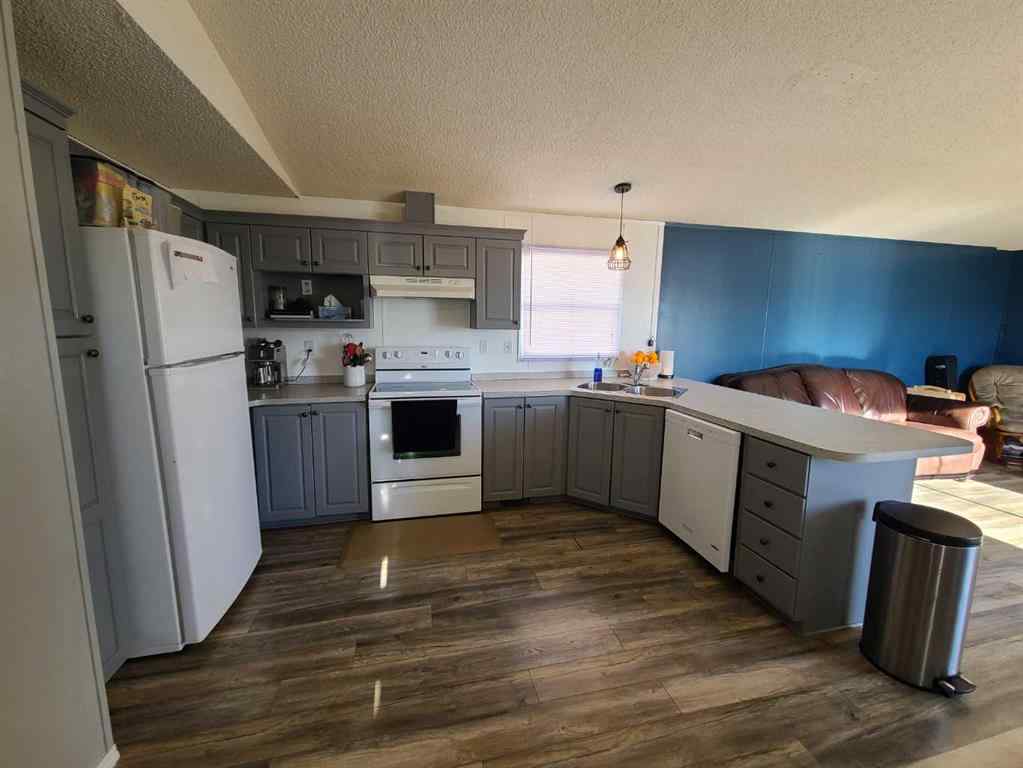 MLS® A2264813 - 5216 46 Street  in NONE Grimshaw, Residential