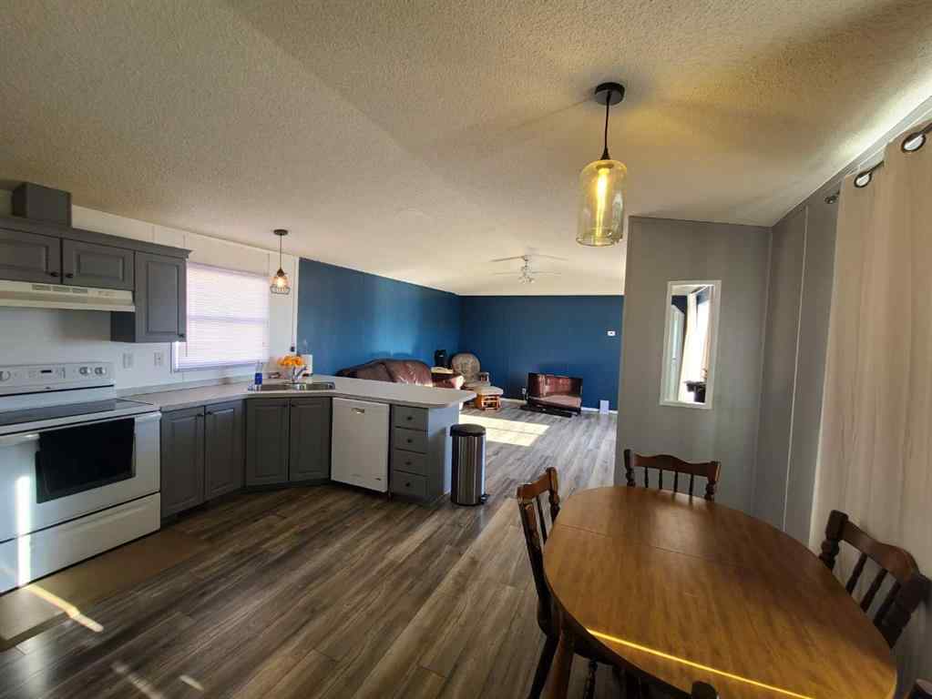 MLS® A2264813 - 5216 46 Street  in NONE Grimshaw, Residential