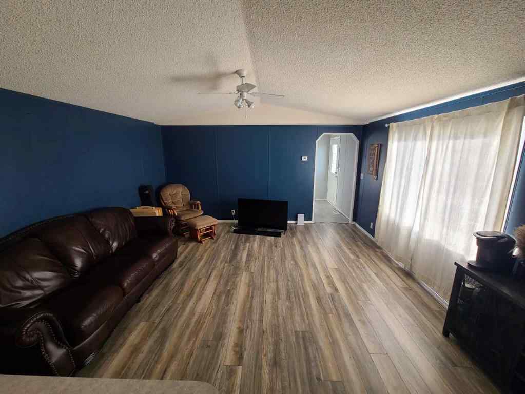 MLS® A2264813 - 5216 46 Street  in NONE Grimshaw, Residential