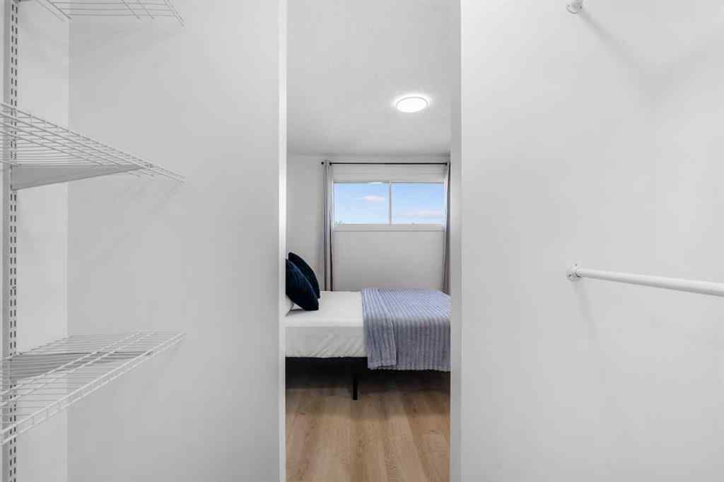 MLS® A2264814 - 966 Berkley Drive NW in Beddington Heights Calgary, Residential