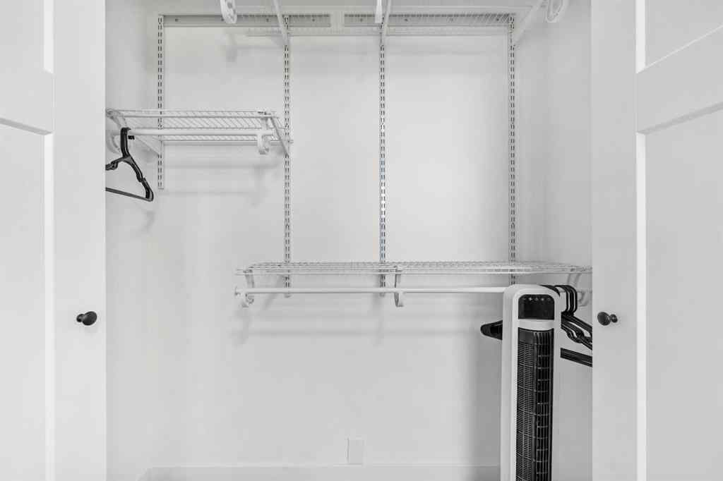 MLS® A2264814 - 966 Berkley Drive NW in Beddington Heights Calgary, Residential