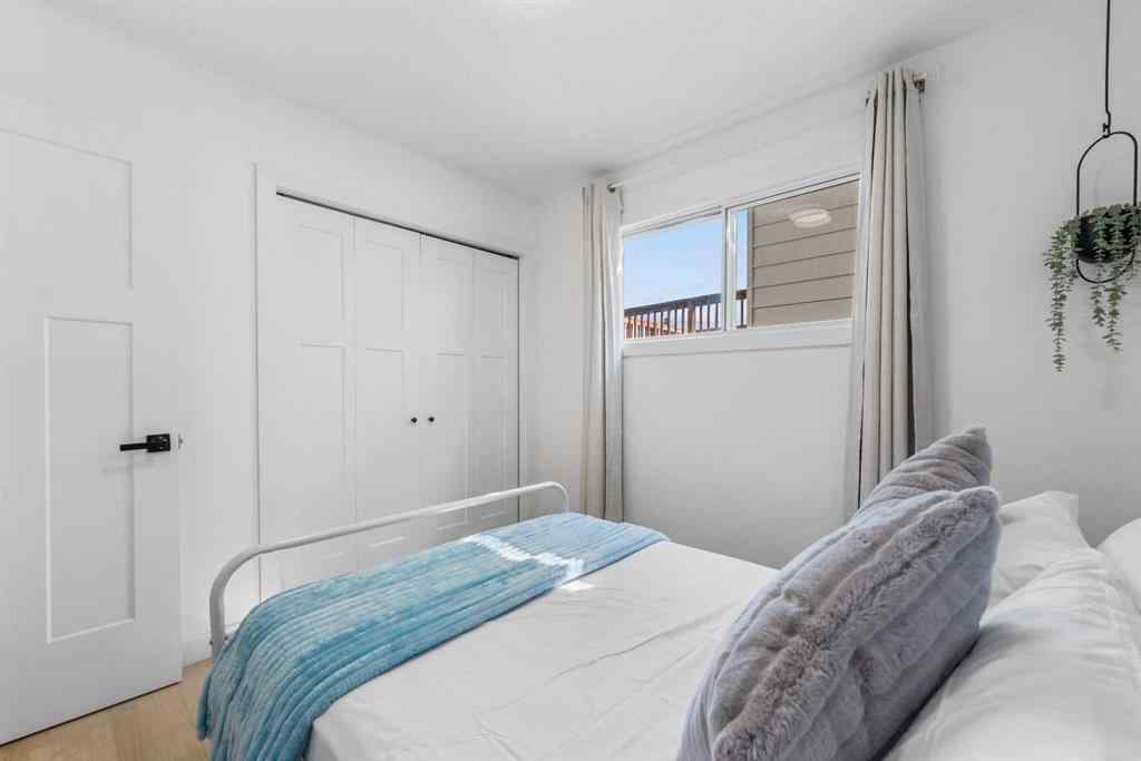 MLS® A2264814 - 966 Berkley Drive NW in Beddington Heights Calgary, Residential